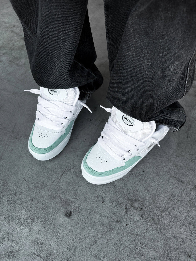 Hocks Puff Pimp Iris