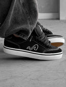 Tesla Flow Preto Branco