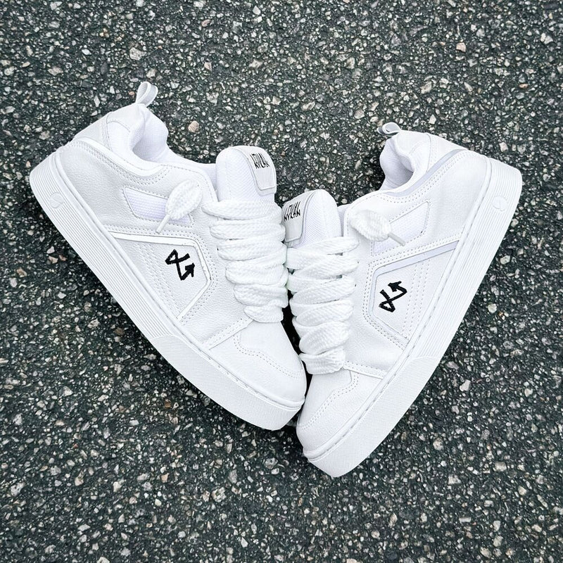 Tesla Lokal 02 Big Branco