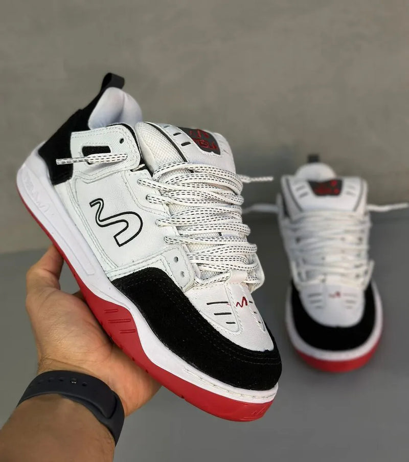 Tesla Nine Black White Red